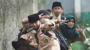 Setelah Menganalisis Keterkaitan Antara Materi Dalam Keseluruhan Modul Filosofi Pendidikan dan Pendidikan Nilai, Tuliskan Komitmen Bapak/Ibu Dalam Kaitannya dengan Mata Kuliah Filosofi Pendidikan dan Pendidikan Nilai Ini. Setelah menganalisis keterkaitan antara materi dalam keseluruhan modul filosofi pendidikan dan pendidikan nilai, tuliskan komitmen bapakibu dalam kaitannya dengan mata kuliah filosofi pendidikan d
