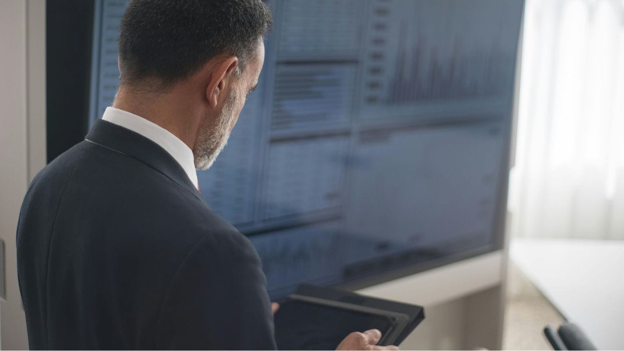 6 Contoh Teknologi Digital Adalah Bukti Kemajuan Ilustrasi tentang 7 Contoh Teknologi Digital Adalah Bukti Kemajuan Masa Kini, Pengusaha atau Pebisnis Wajib Tau!