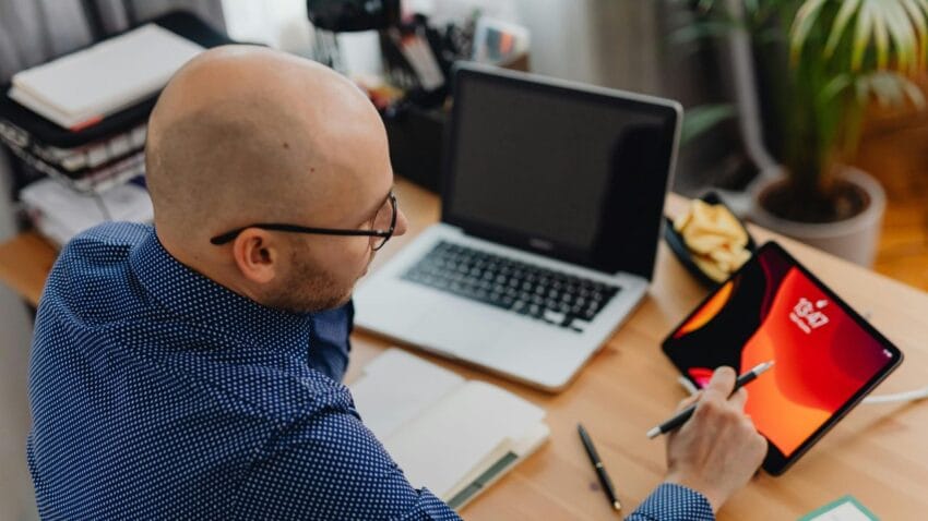 Ilustrasi tentang Produk Teknologi Digital Adalah