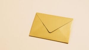 Perbedaan Email Bisnis dan Surat Bisnis