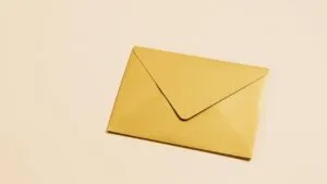 Perbedaan Email Bisnis dan Surat Bisnis